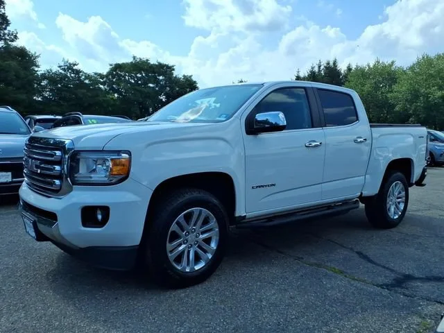 Certified Used 2018 SUMMIT WHITE GMC 4WD SLT image 3