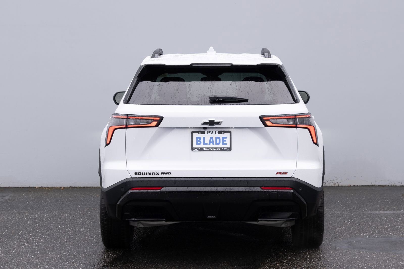 New 2026 Polar White Tricoat Chevrolet RS image 22