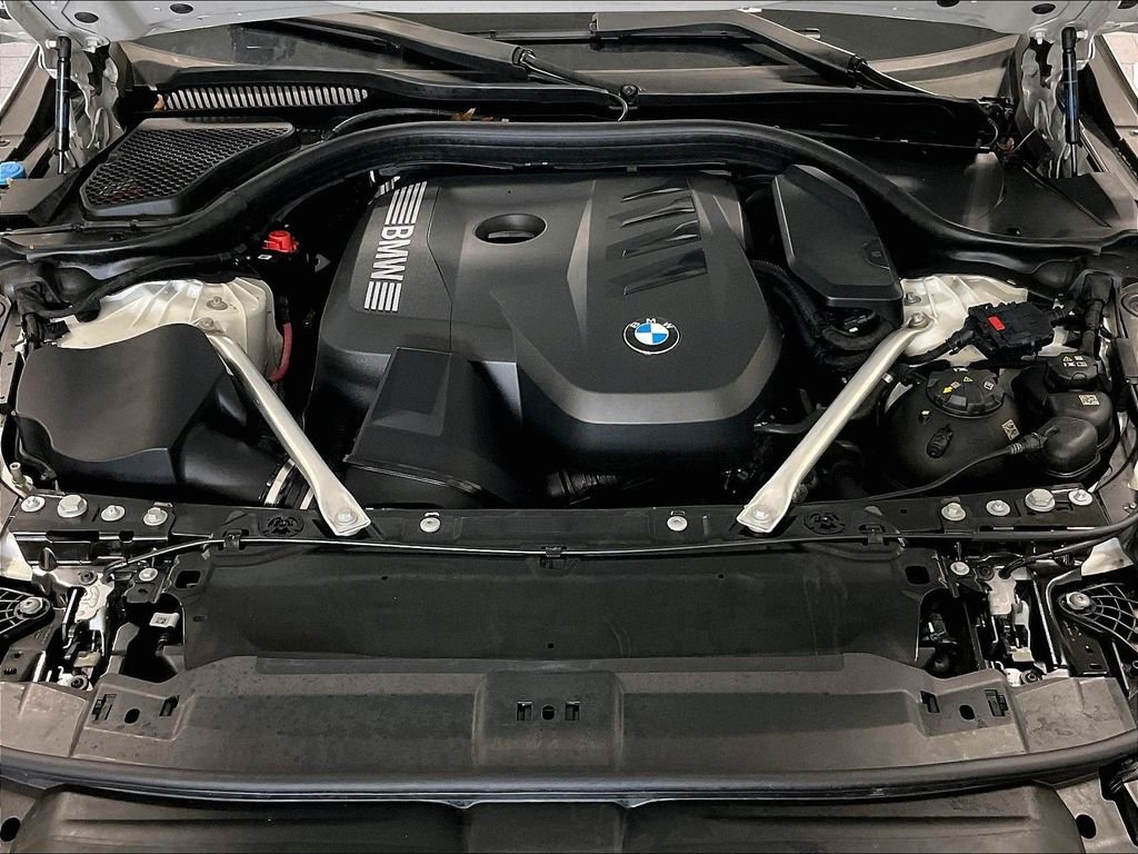 Used 2026 White BMW 530i xDrive image 29