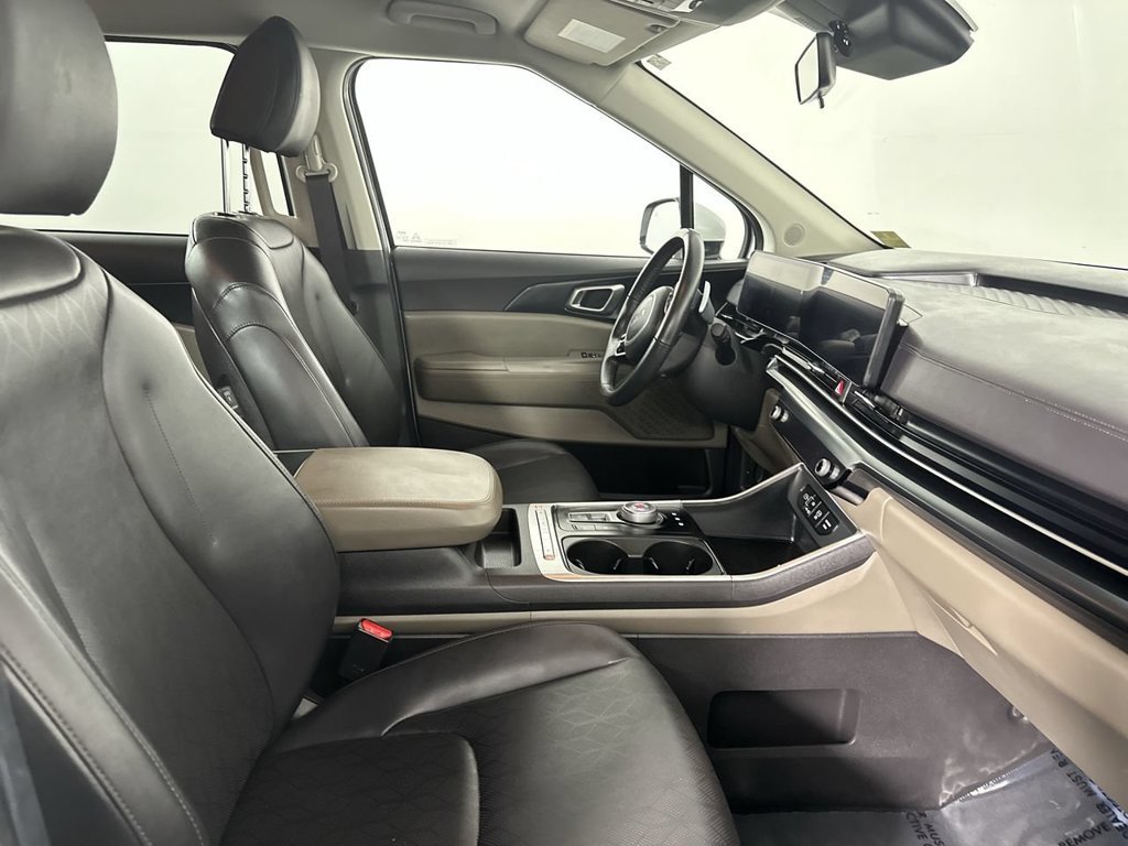 Certified Used 2026 White Kia LXS image 12