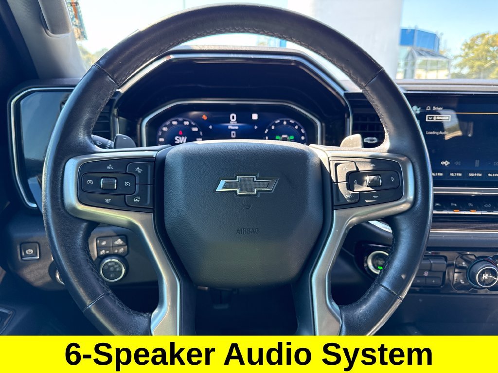 Used 2022 White Chevrolet RST image 17