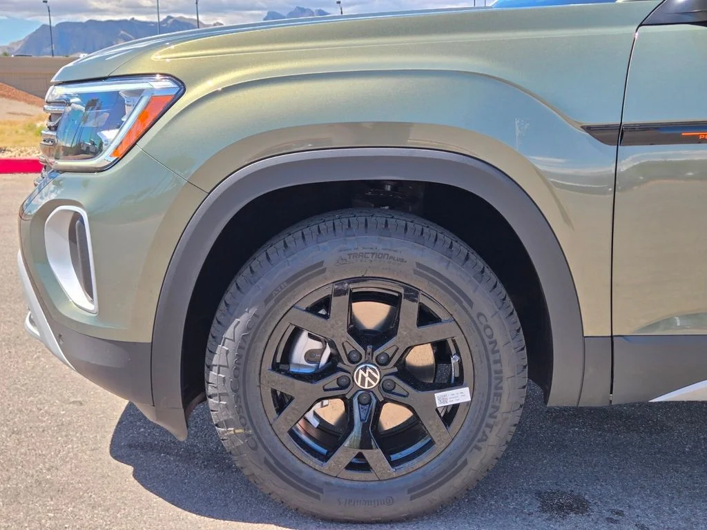 New 2026 Green Volkswagen 2.0T Peak Edition image 5