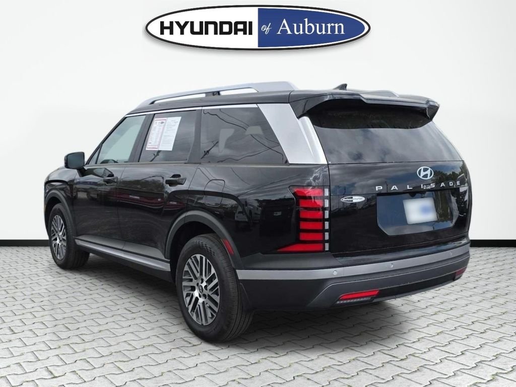 Used 2026 Black Hyundai SEL image 7