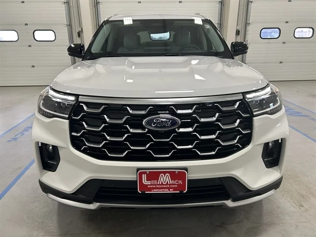New 2026 Star White Metallic Tri-Coat FORD Platinum™ image 13