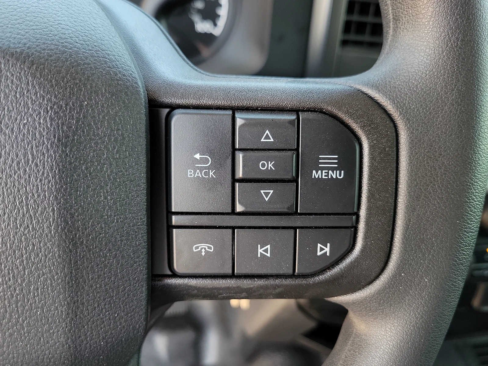 New 2025 Oxford White Ford XL image 21