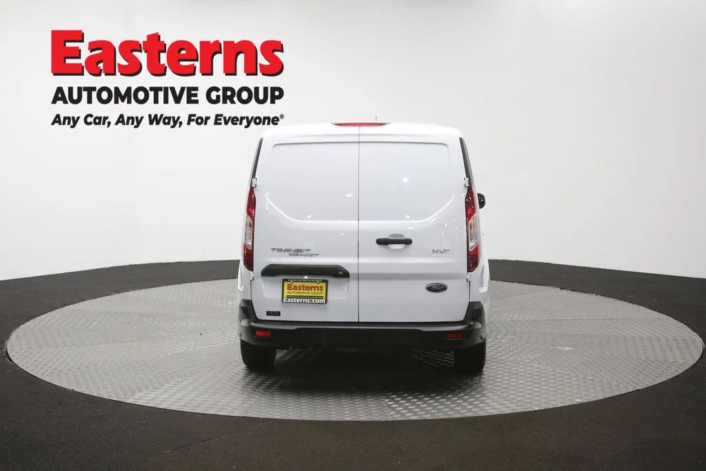 Used 2022 White Ford XLT image 35