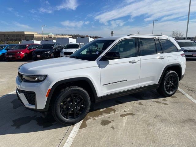 New 2026 Bright White Clearcoat Jeep Laredo Altitude image 1
