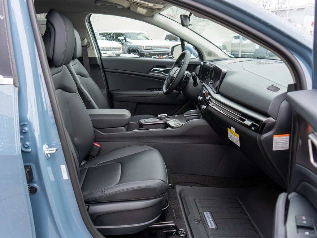 New 2026 Blue Kia EX image 10