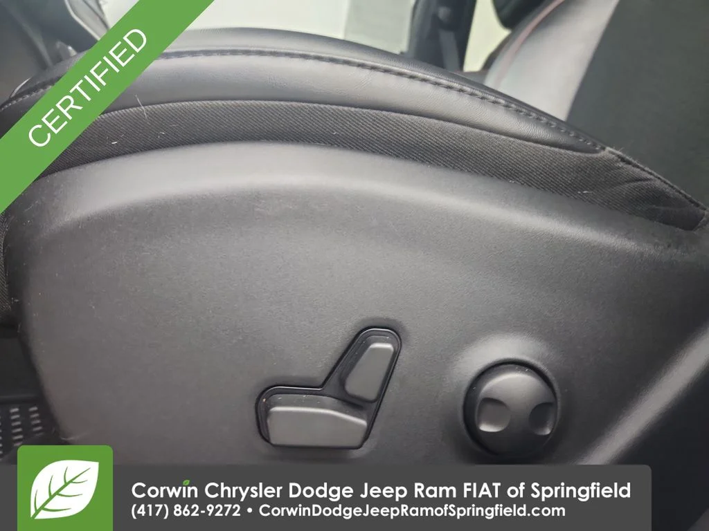 Used 2022 Gray Jeep Trailhawk image 19