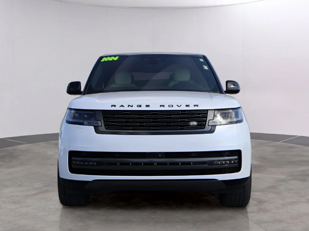 Used 2024 Land Rover Range Rover SE with VIN SALKP9E95RA092786 for sale in Kansas City