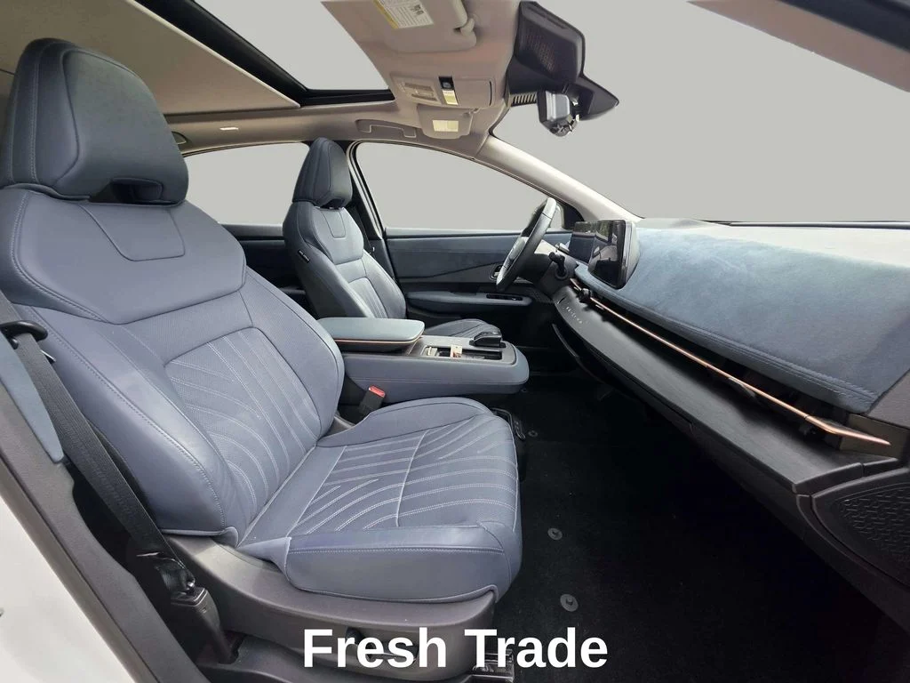 Used 2024 Everest White Pearl Tricoat Nissan Platinum+ e-4orce image 9
