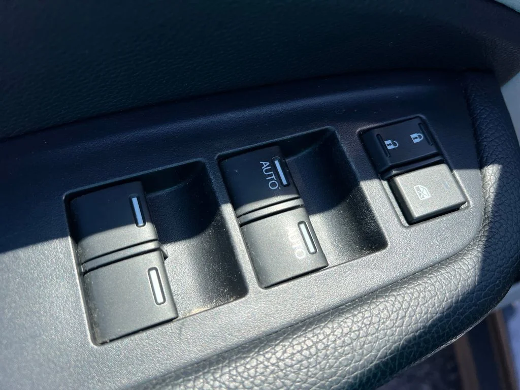 Used 2020 Gray Honda EX image 8