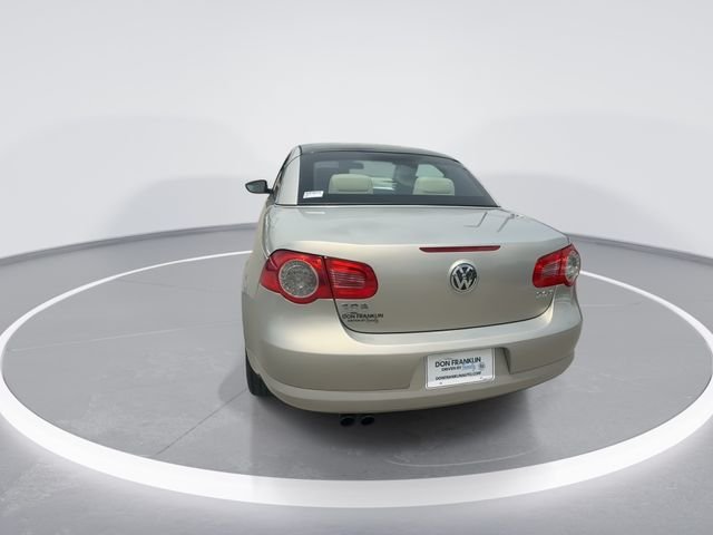 Used 2010 Beige Volkswagen Komfort Edition image 7