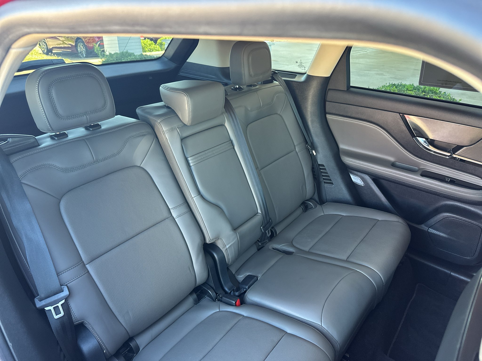 Photo 33