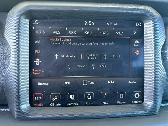 Used 2018 Black Jeep Unlimited Sahara image 17
