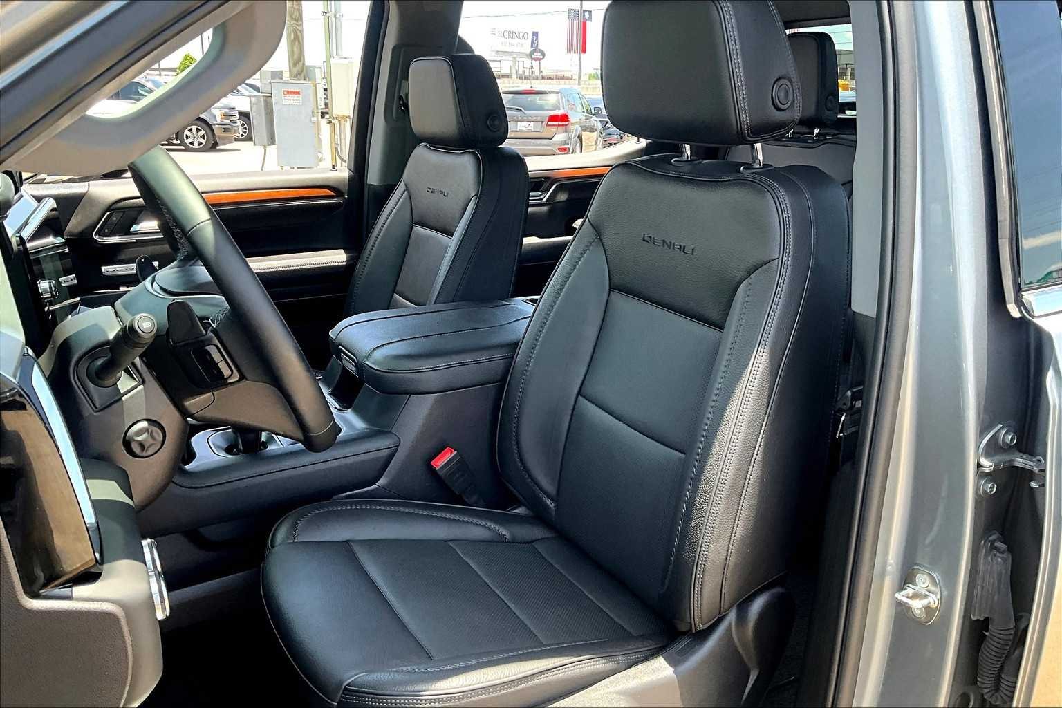 Used 2024 Sterling Metallic GMC Denali image 7