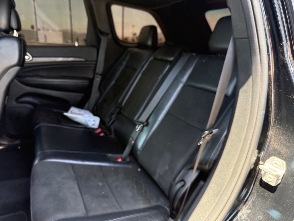 Used 2019 Diamond Black Crystal Pearlcoat Jeep Altitude image 4