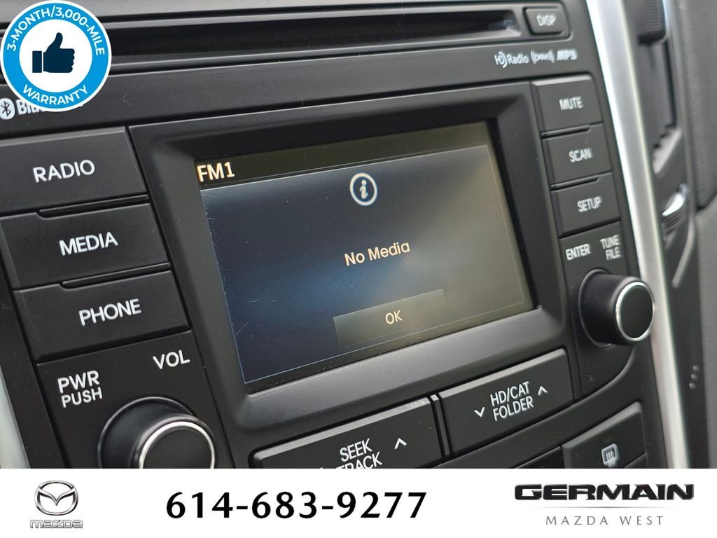 Used 2014 Gray Hyundai GLS image 30