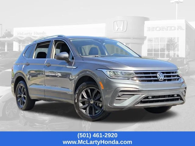 Used 2024 Gray Volkswagen 2.0T SE image 23