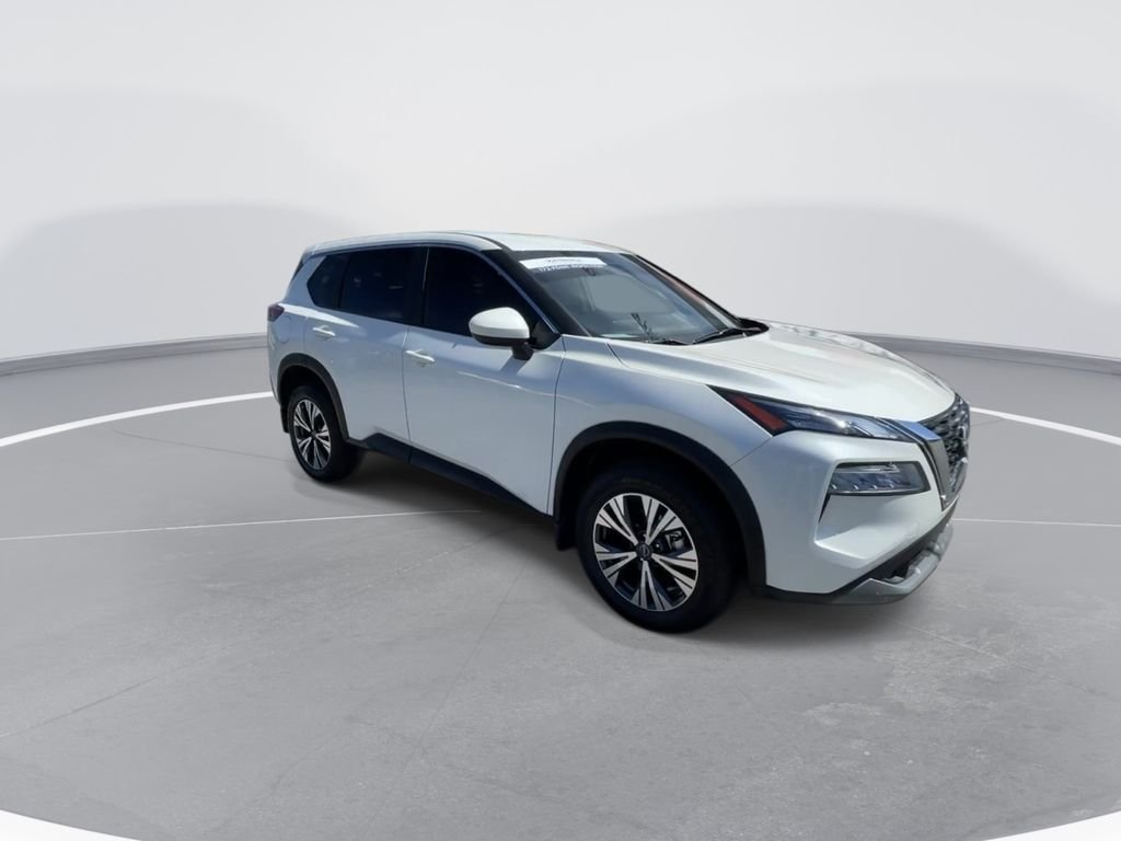 Used 2023 White Nissan SV image 2