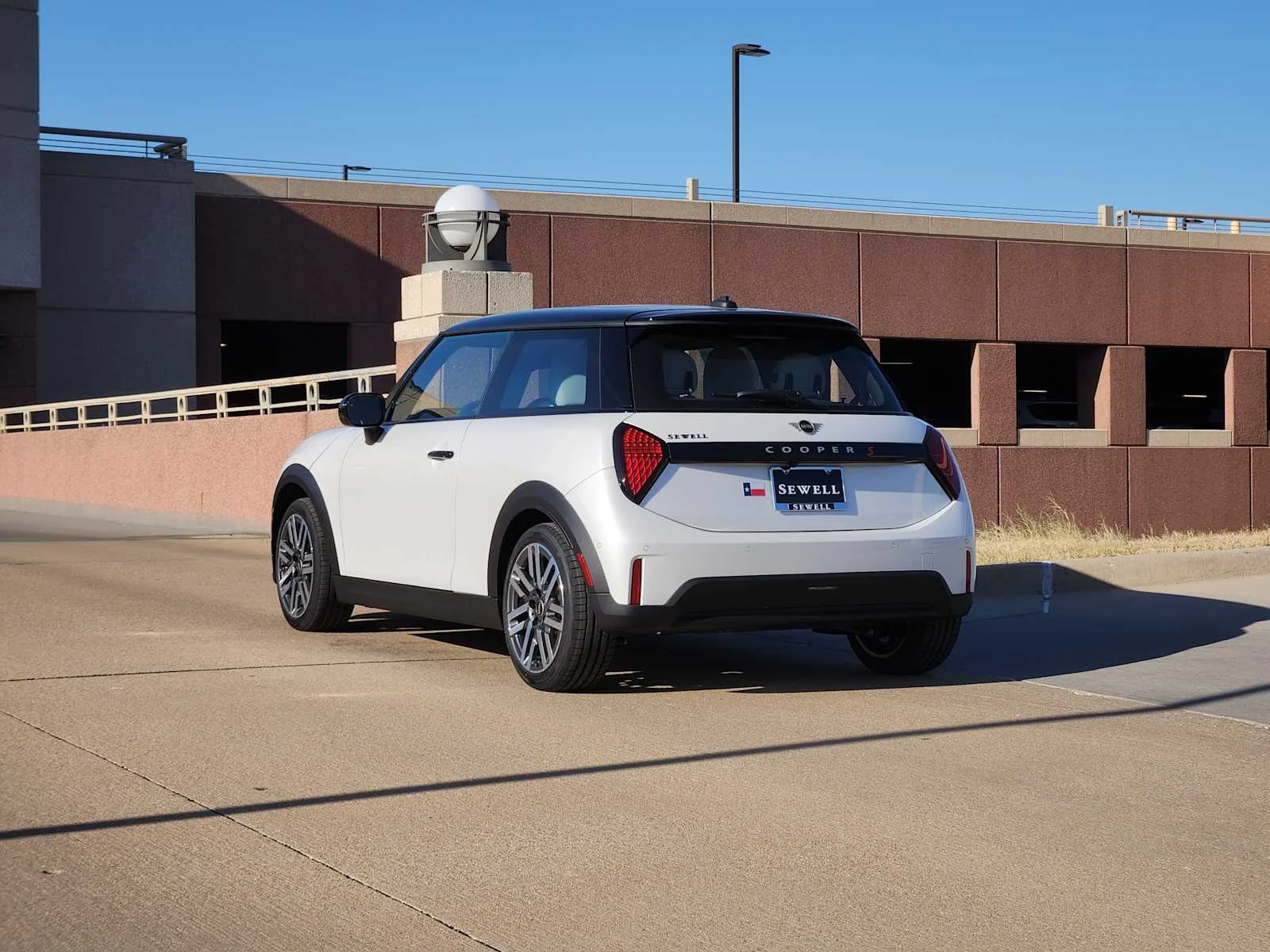 New 2026 Nanuq White Metallic MINI Cooper S image 3