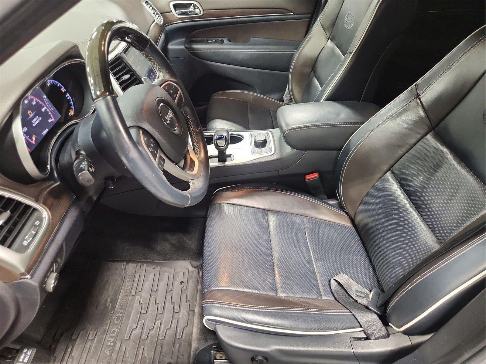 2015 Jeep Grand Cherokee Overland Silver at Auto Boutique Texas
