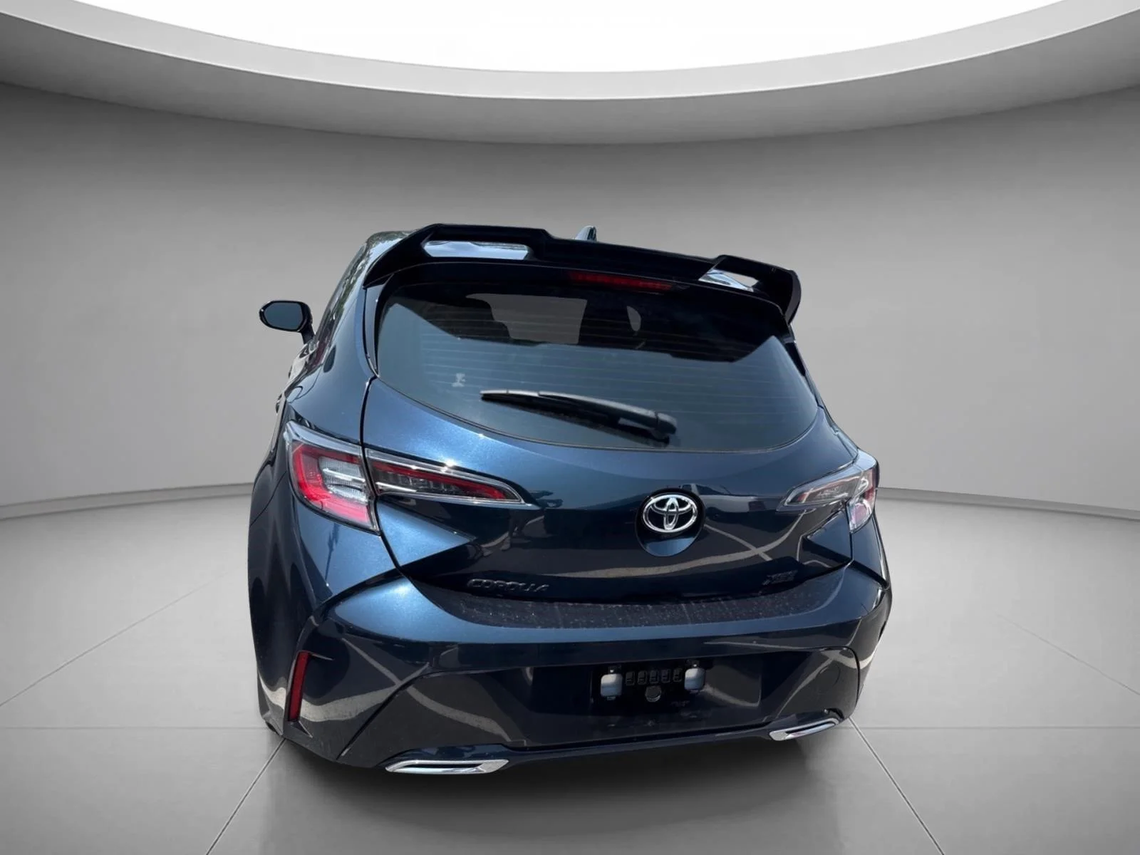 Used 2022 Galactic Aqua Mica TOYOTA XSE image 10