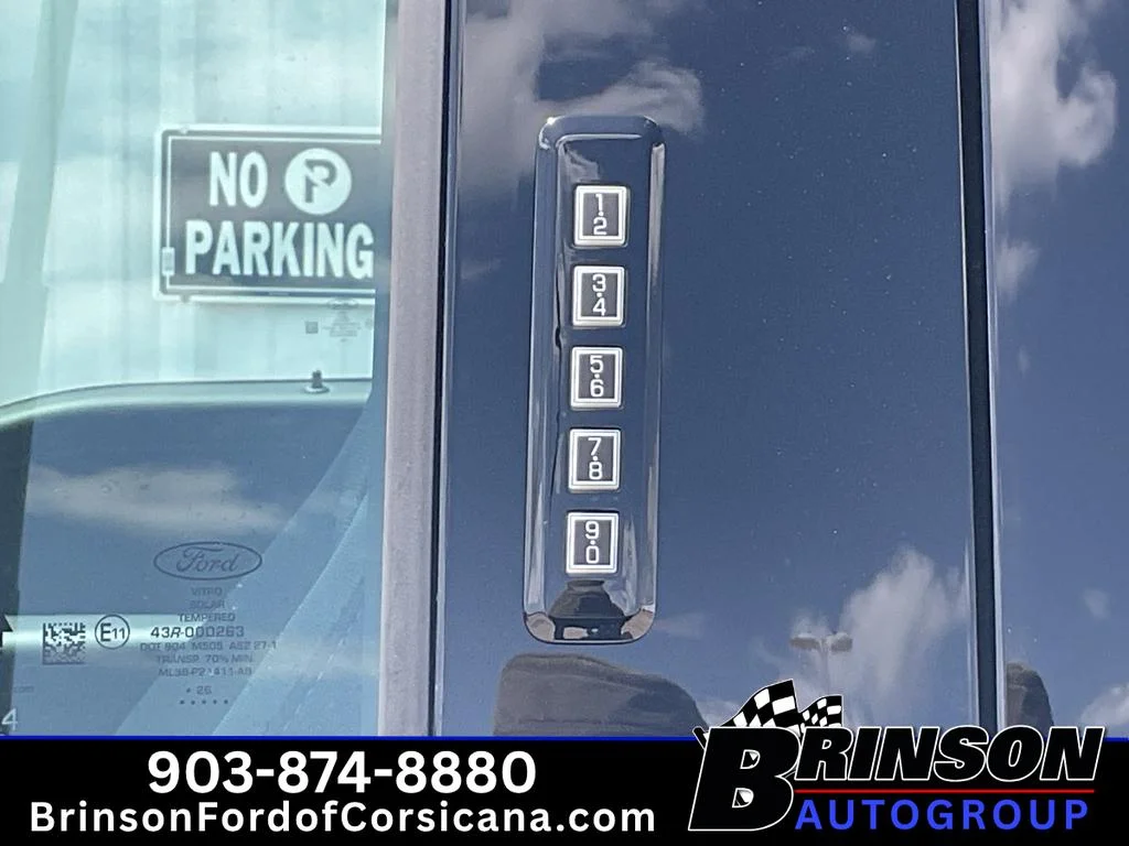 New 2026 Iconic Silver Metallic Ford XLT image 9