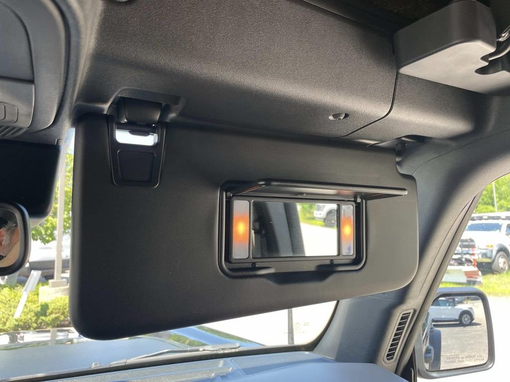 Used 2022 Black Ford Wildtrak image 25