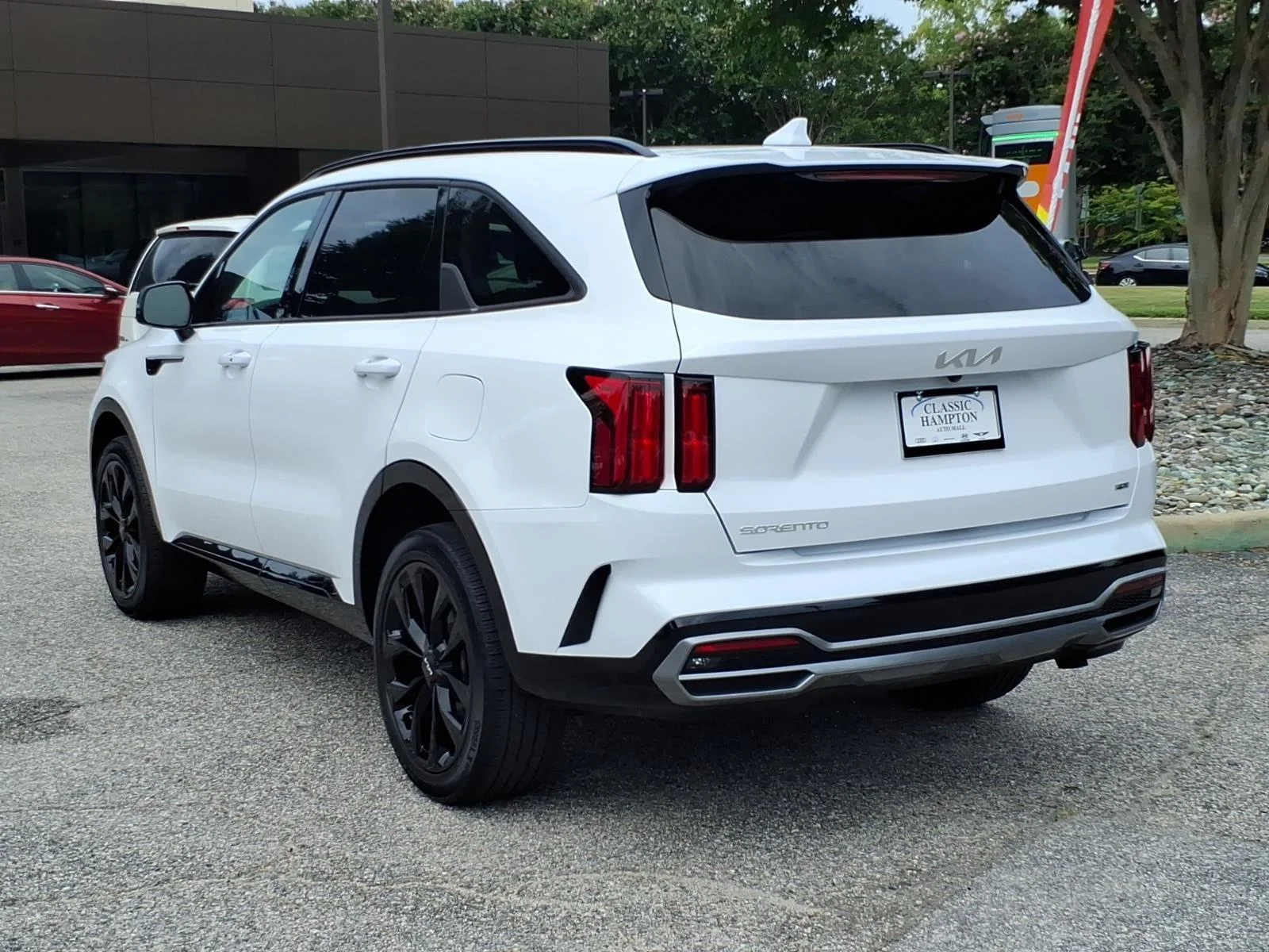 Used 2023 Glacial White Pearl Kia SX image 10