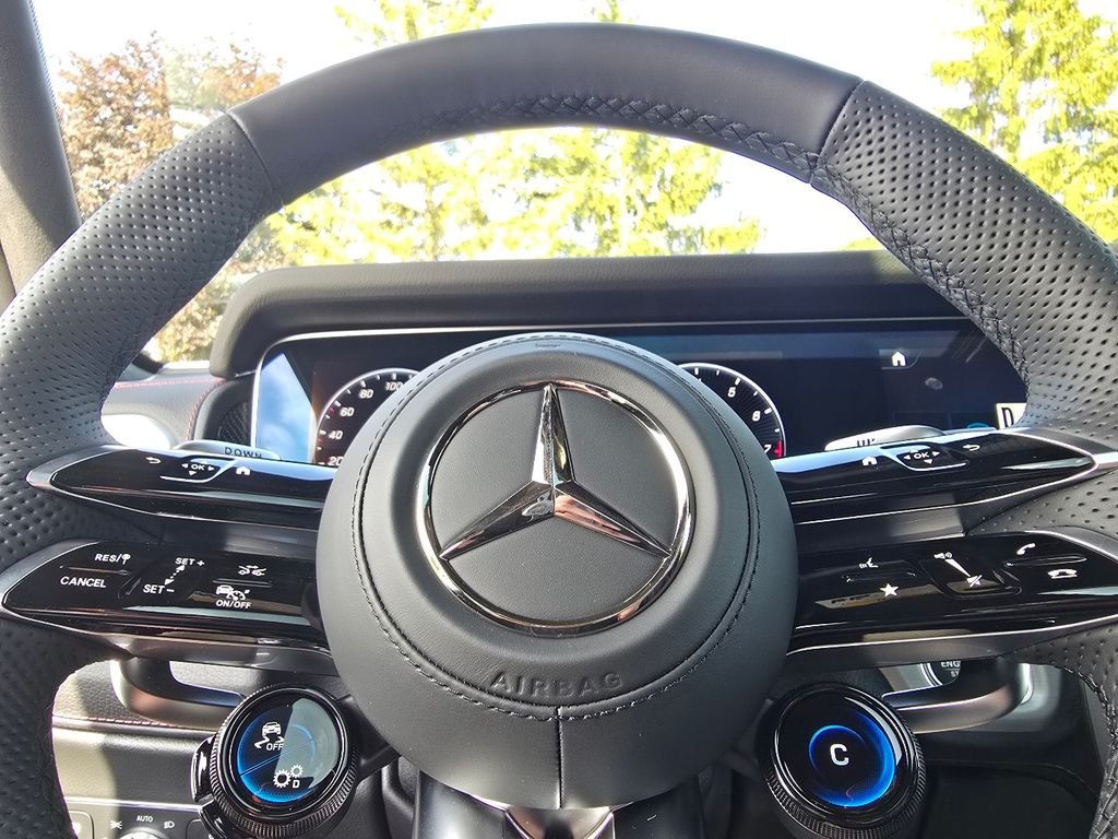 New 2027 MANUFAKTUR Monza Grey Magno Mercedes-Benz G 63 AMG® image 28