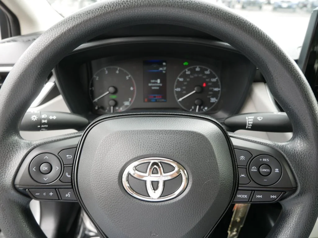 Certified Used 2025 Silver Toyota LE image 24