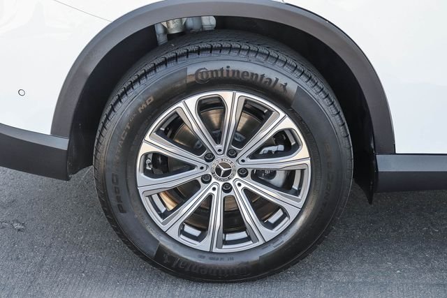 Used 2025  Mercedes-Benz GLC 300 image 9