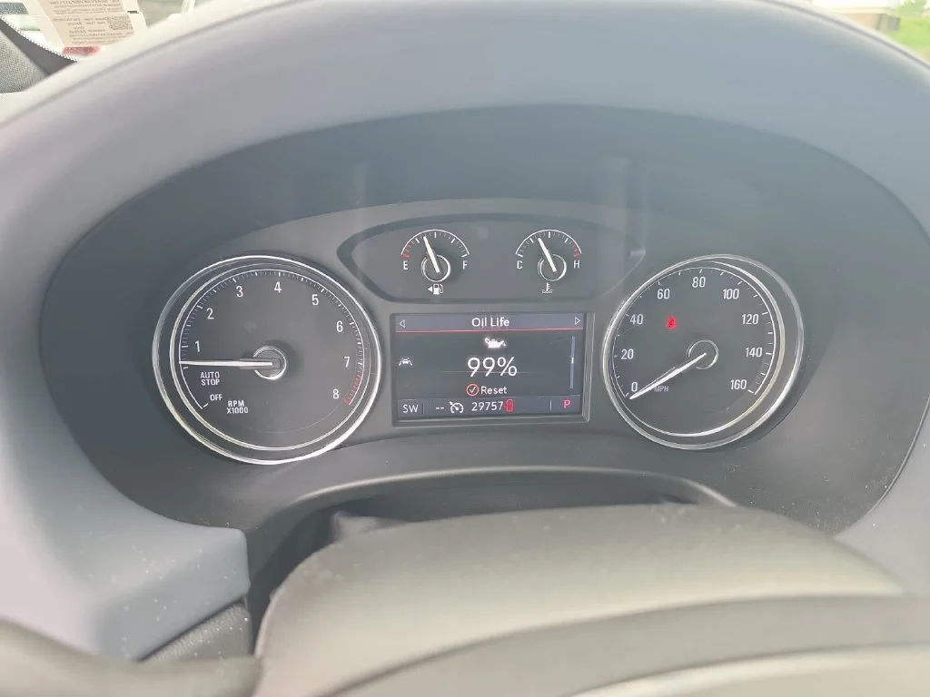 Used 2023 Moonstone Gray Metallic Buick Essence image 15