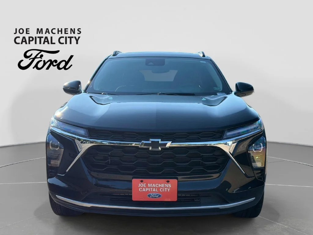 Used 2026 Mosaic Black Metallic Chevrolet LT image 11