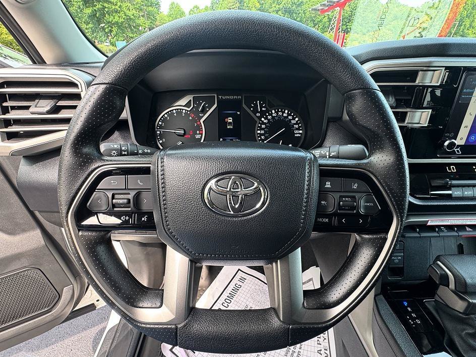 Used 2024 Ice Cap Toyota SR5 image 12
