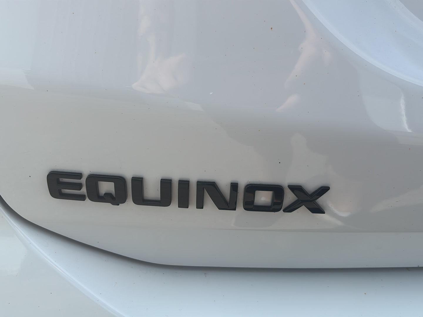 Used 2023 Summit White Chevrolet RS image 16