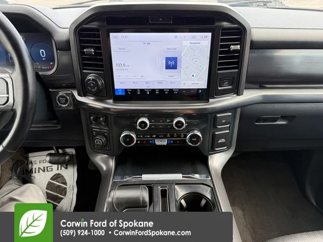 Certified Used 2025 Iconic Silver Metallic Ford Lariat image 30