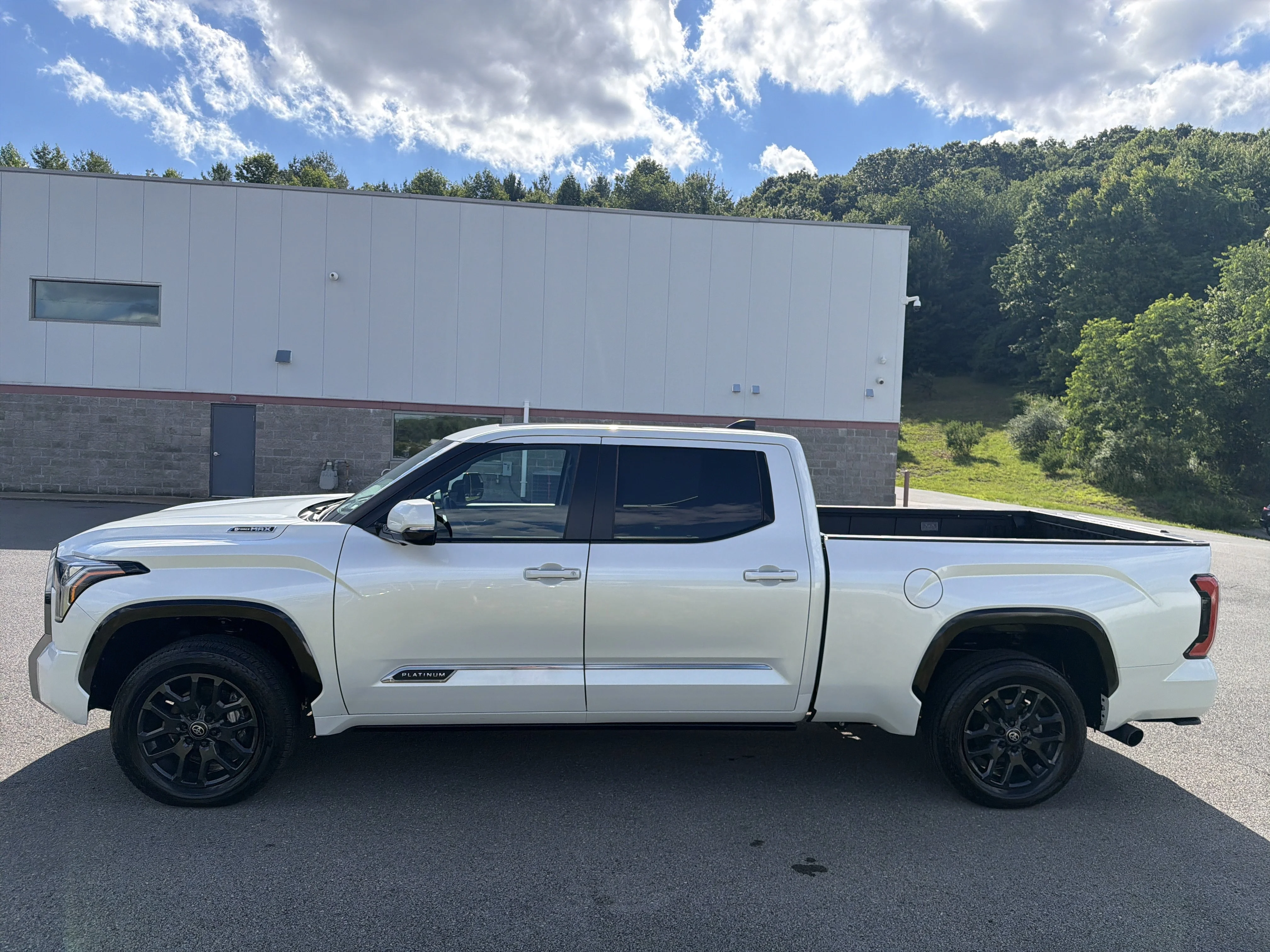 Certified Used 2025 Wind Chill Pearl Toyota Platinum Hybrid image 6