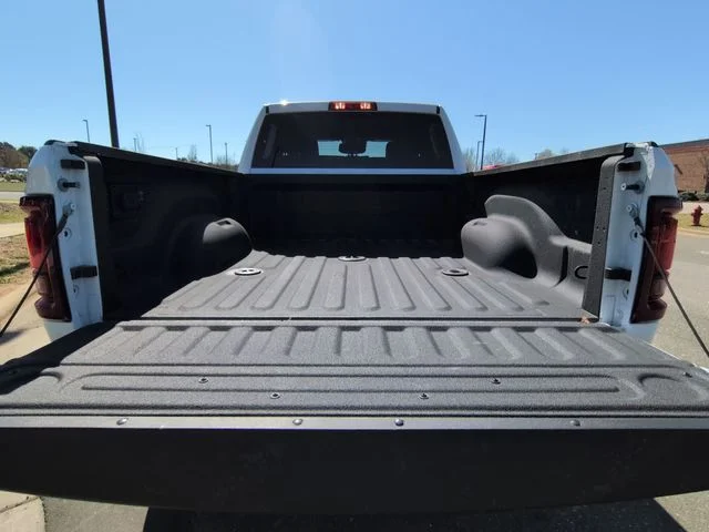 2026 RAM 3500 Tradesman - Photo 29