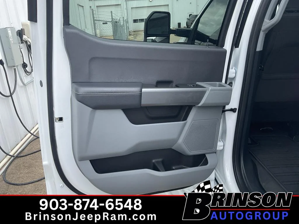 Used 2026 OXFORD WHITE Ford XLT image 15