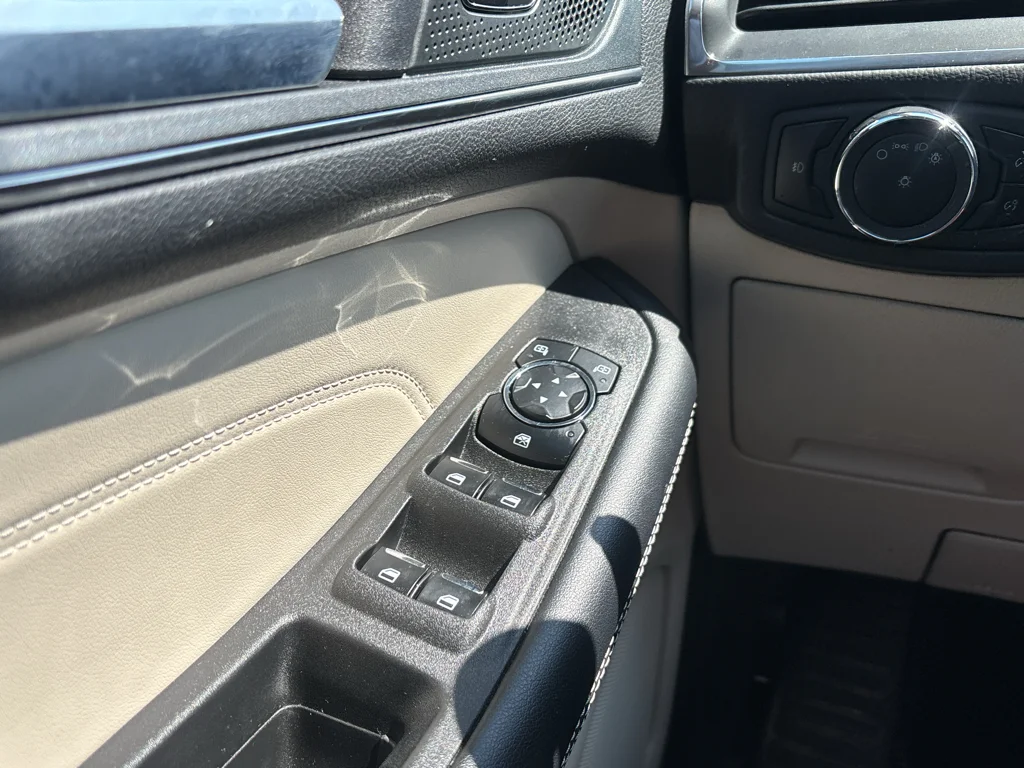 Used 2024 Stone Blue Metallic Ford Titanium image 16