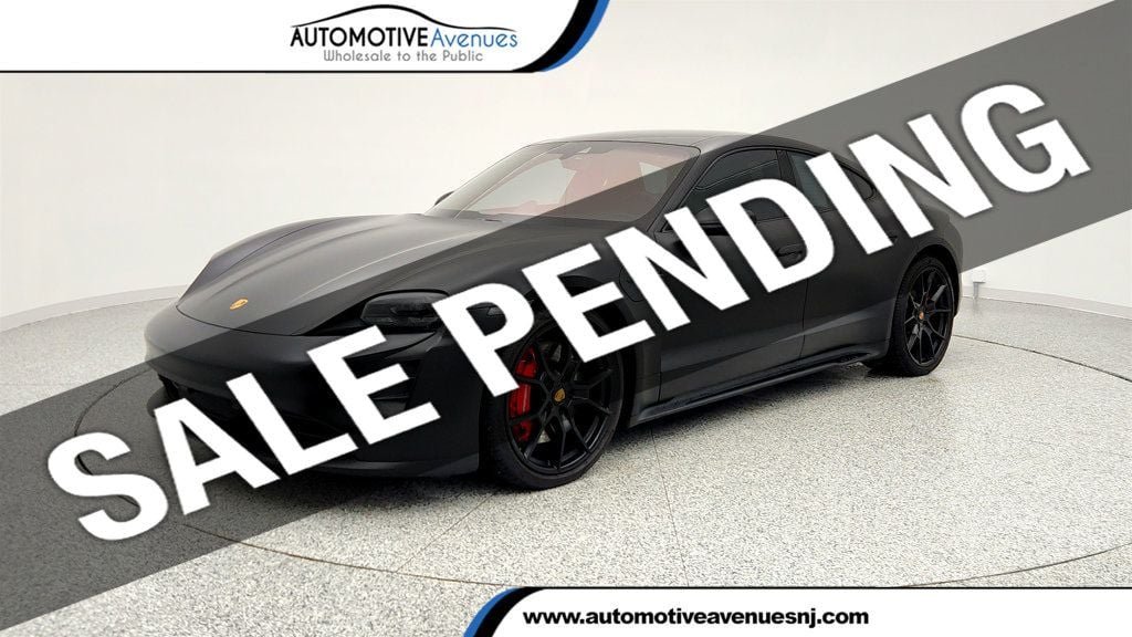 2022 Porsche Taycan GTS