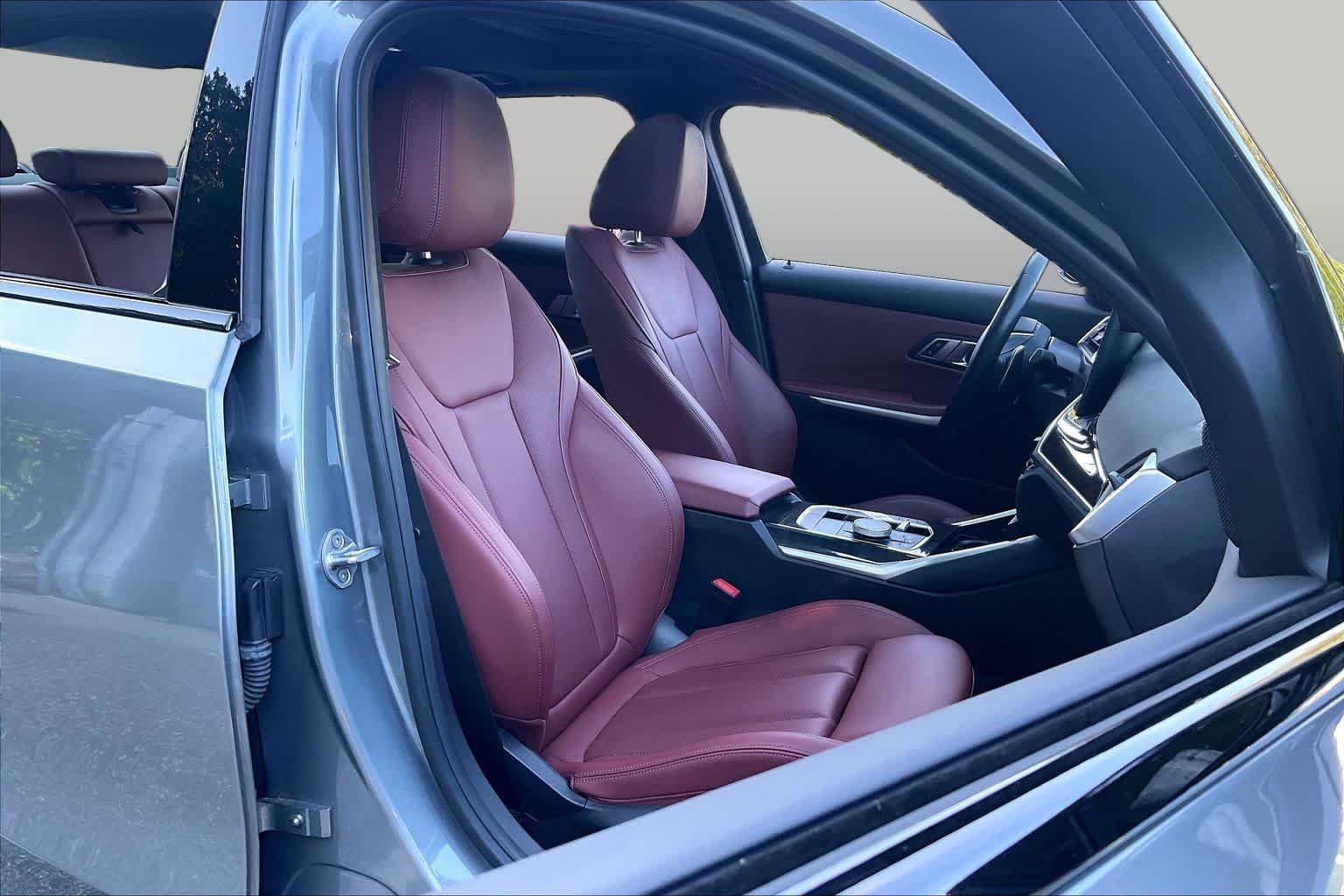 Used 2023 Skyscraper Grey Metallic BMW 330i image 8