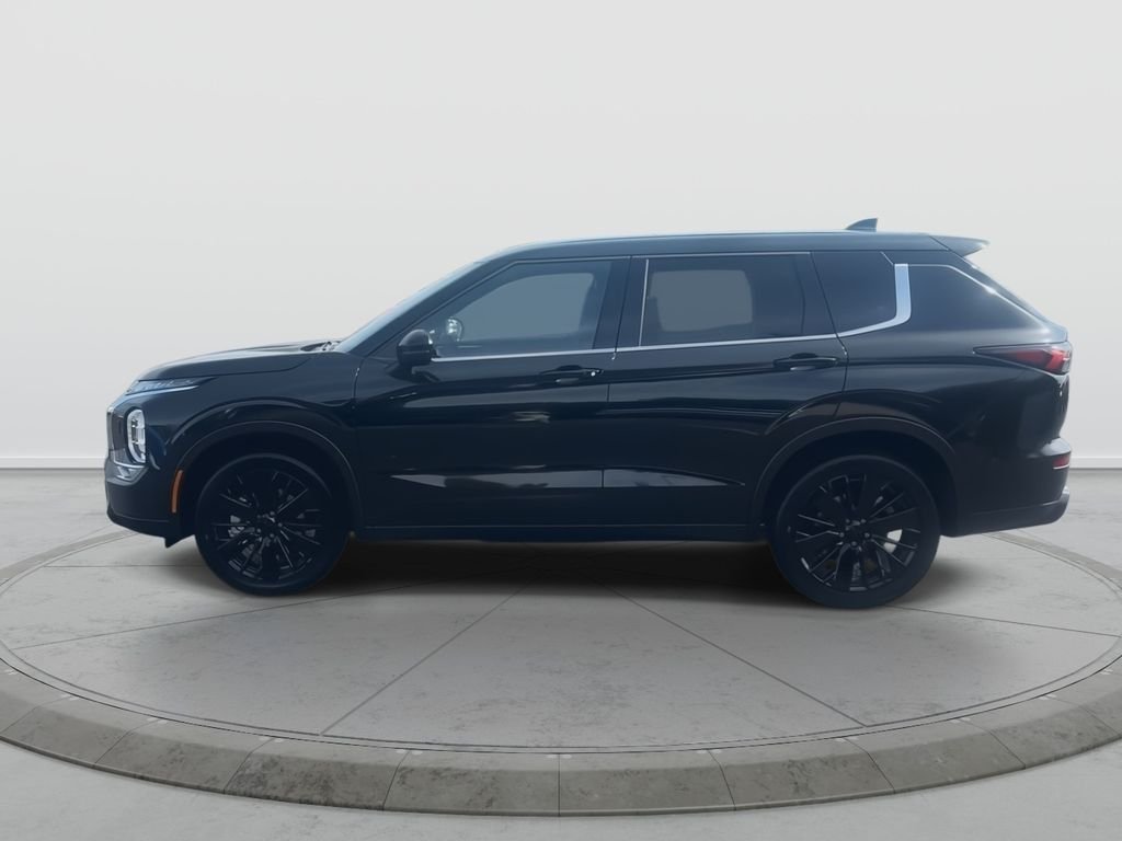 New 2026 BLK DIAMOND Mitsubishi LE image 4