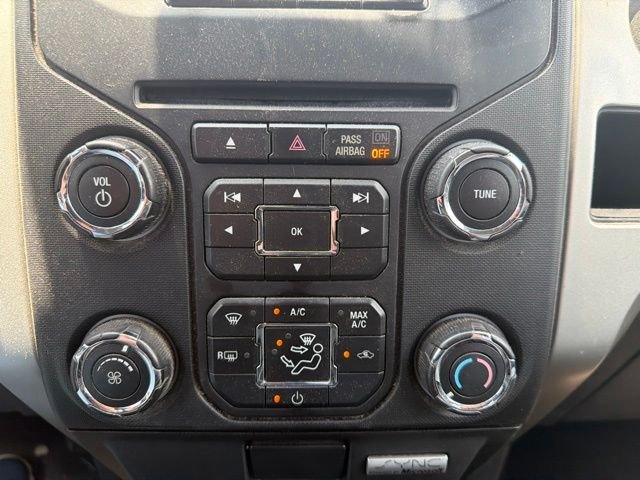 Used 2014 Black Ford XLT image 20