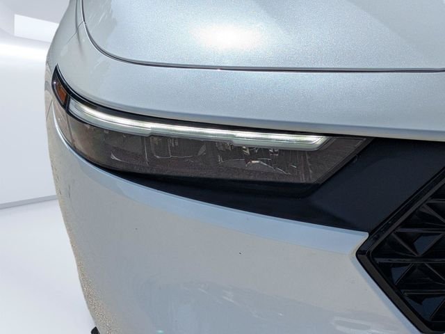 Used 2025 White Honda LX image 10
