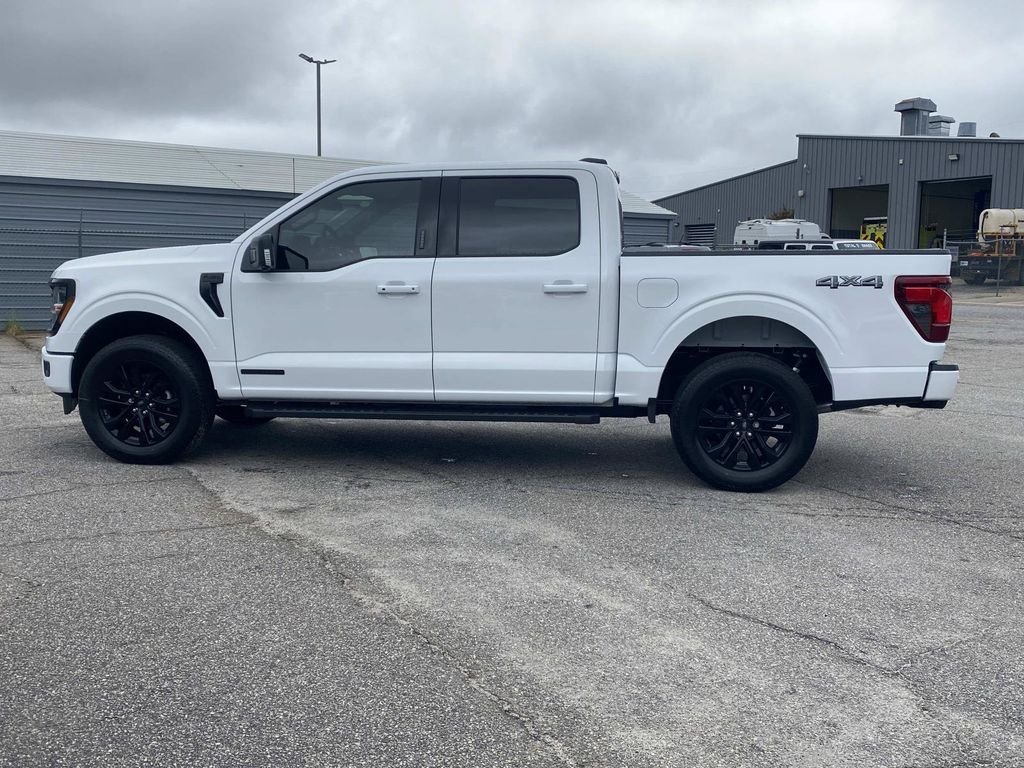 New 2026 Oxford White Ford XLT image 5