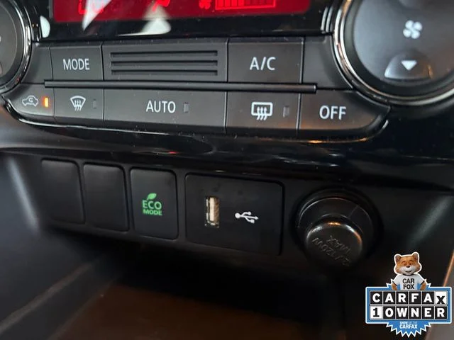 Used 2025  Mitsubishi ES image 6