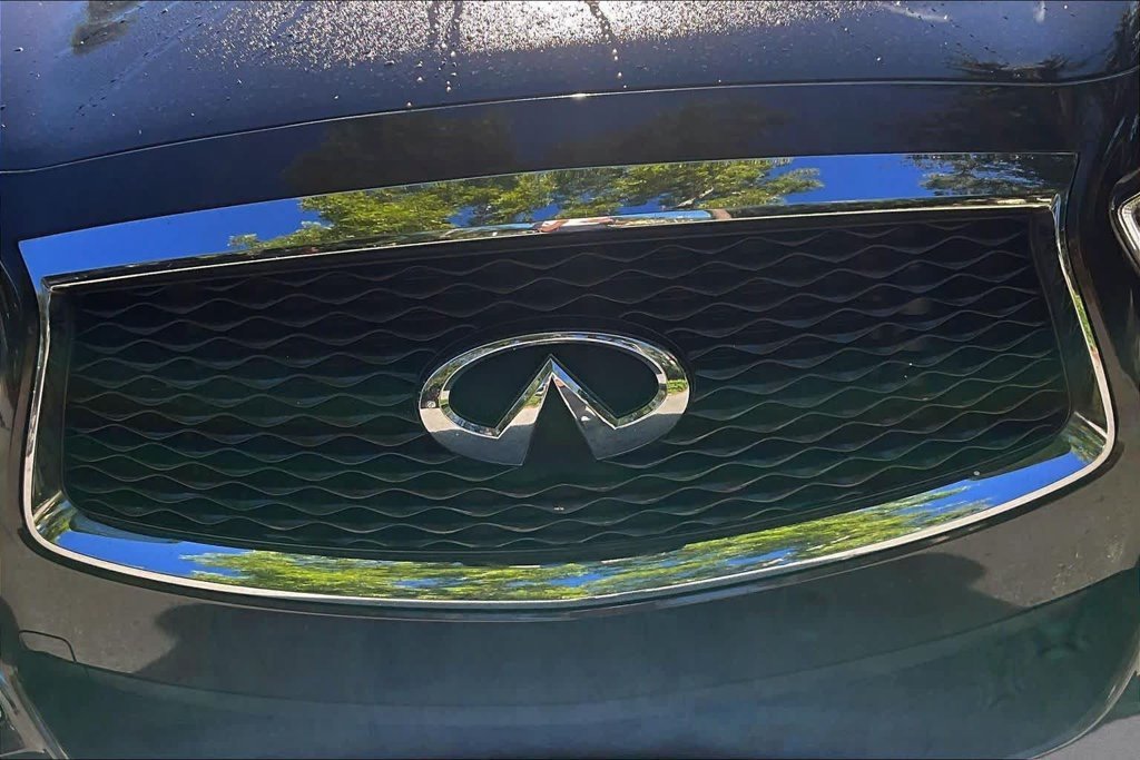 Used 2020 Brown INFINITI PURE image 30